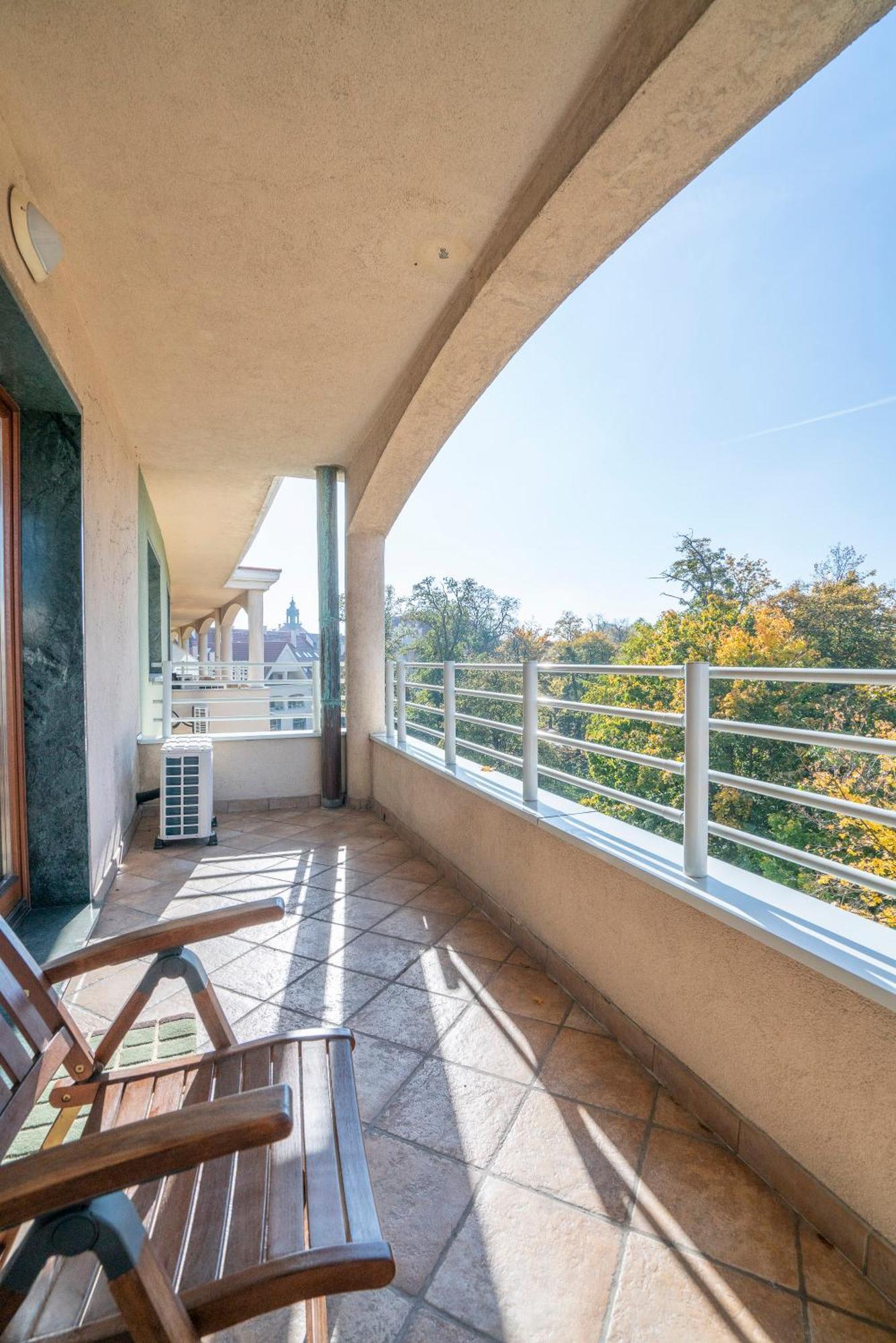 Werona Selfcheckin Ac Apartment Wroclaw